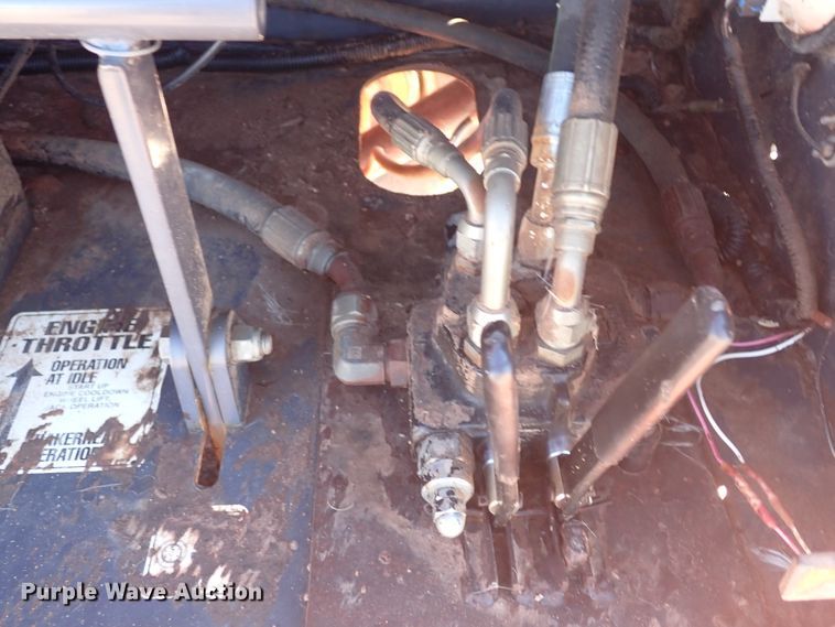 image for item DL6156 2002 Thomas  screen