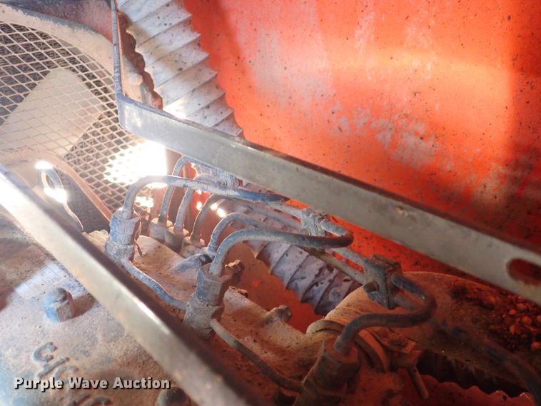 image for item DL6156 2002 Thomas  screen