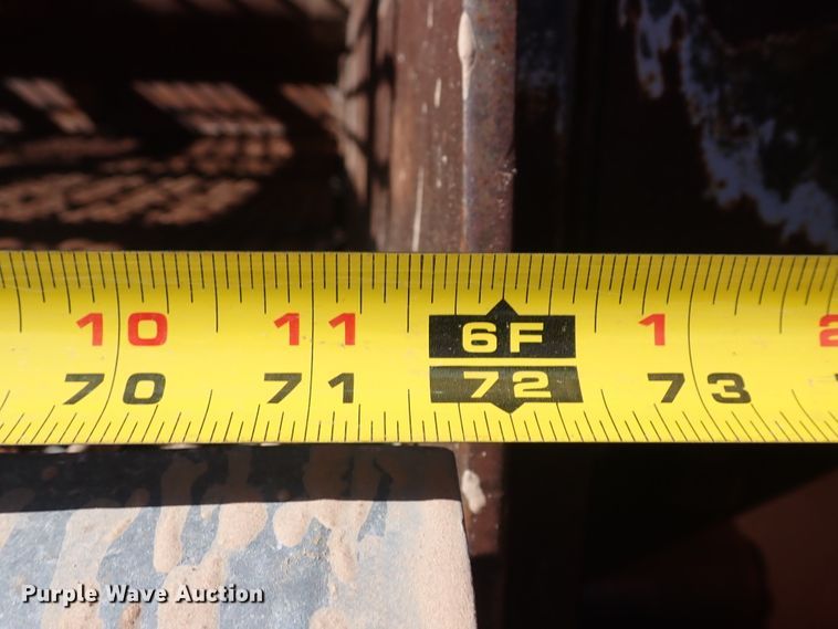 image for item DL6156 2002 Thomas  screen