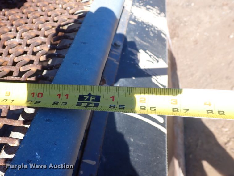 image for item DL6156 2002 Thomas  screen