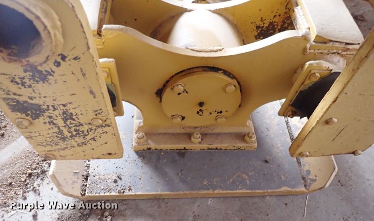 image for item DN2212 Contech  plate compactor