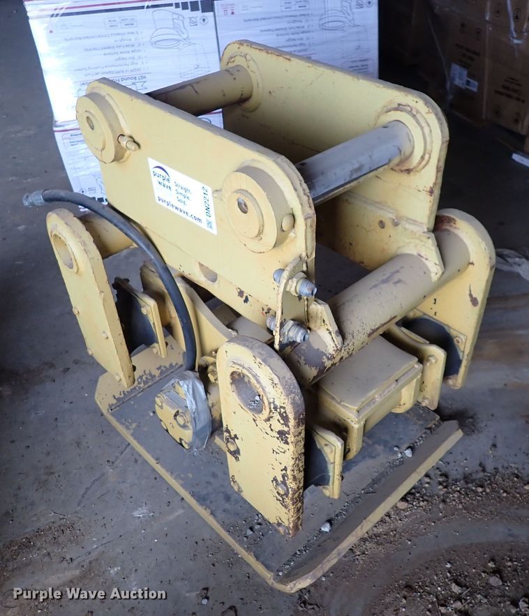 image for item DN2212 Contech  plate compactor