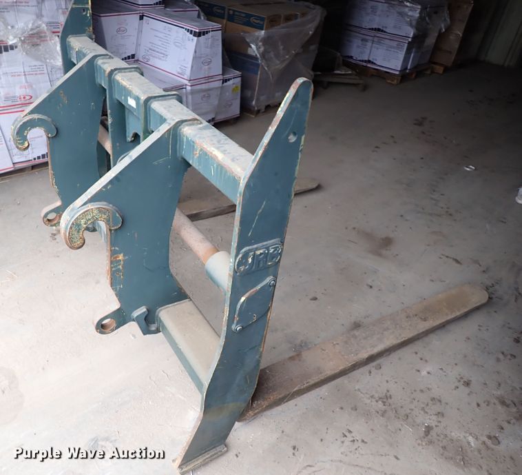 image for item DN2214 JRB Q60  loader forks