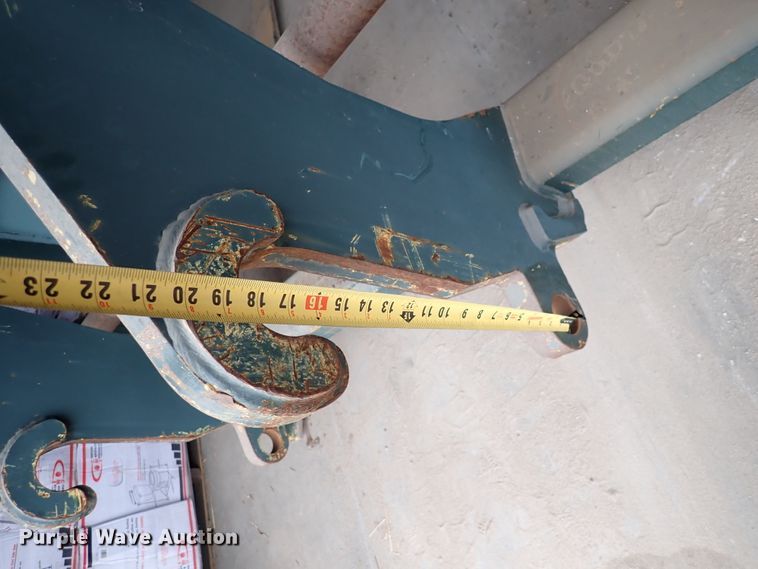 image for item DN2214 JRB Q60  loader forks