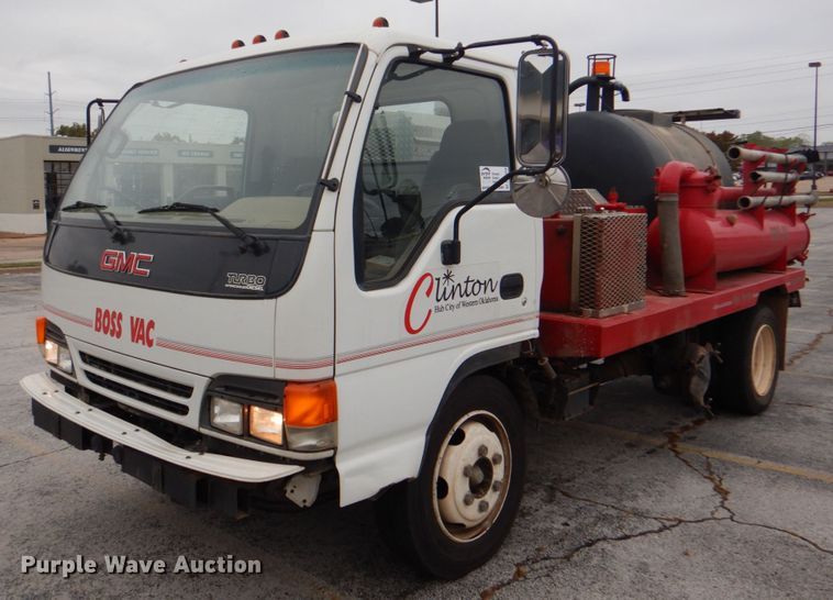 image for item DN6530 2002 GMC W5500  sewer jetter truck