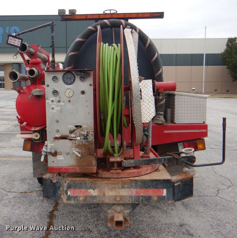 image for item DN6530 2002 GMC W5500  sewer jetter truck