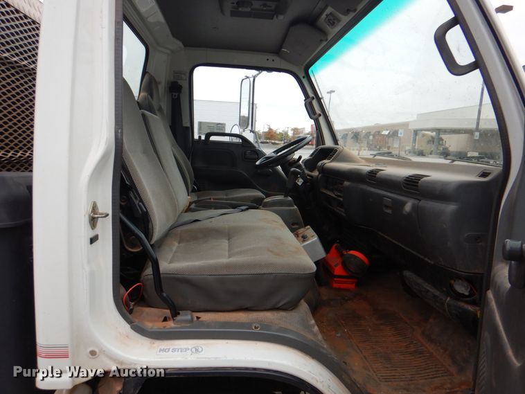 image for item DN6530 2002 GMC W5500  sewer jetter truck