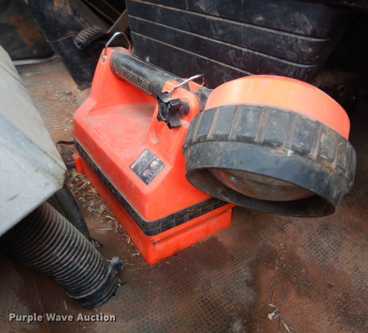 image for item DN6530 2002 GMC W5500  sewer jetter truck