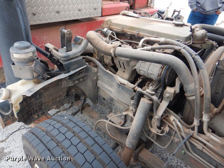 image for item DN6530 2002 GMC W5500  sewer jetter truck