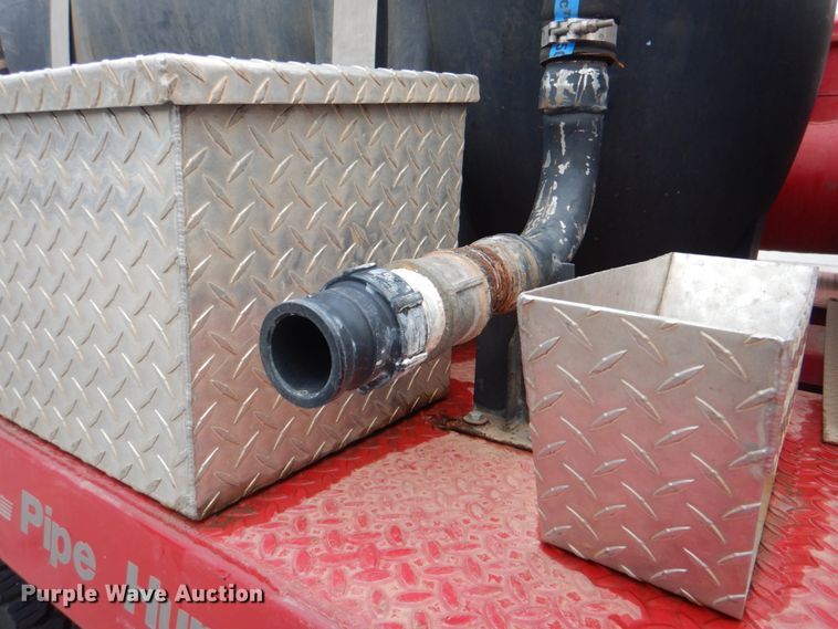 image for item DN6530 2002 GMC W5500  sewer jetter truck