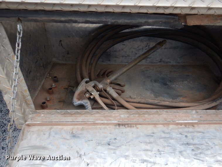 image for item DN6530 2002 GMC W5500  sewer jetter truck