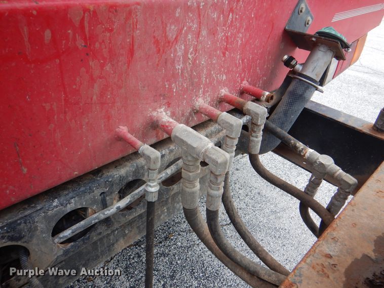 image for item DN6530 2002 GMC W5500  sewer jetter truck