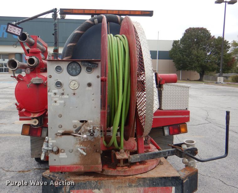 image for item DN6530 2002 GMC W5500  sewer jetter truck