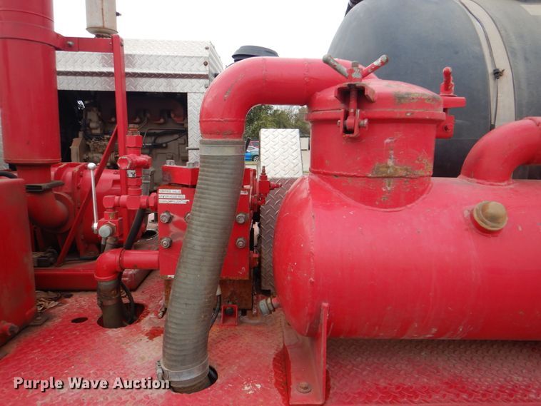 image for item DN6530 2002 GMC W5500  sewer jetter truck