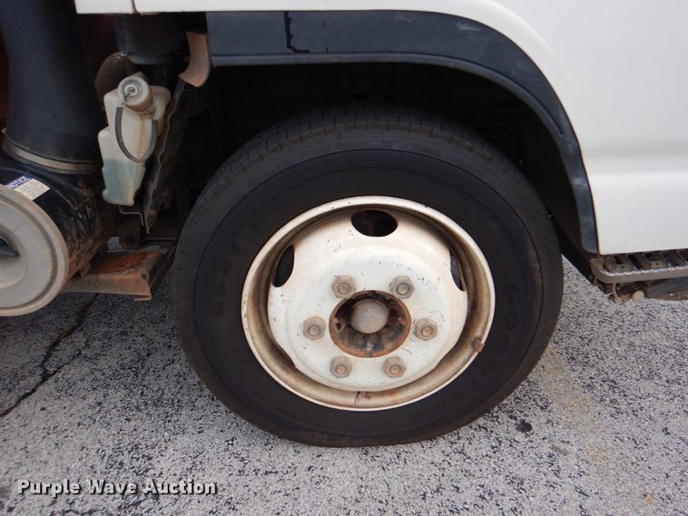 image for item DN6530 2002 GMC W5500  sewer jetter truck