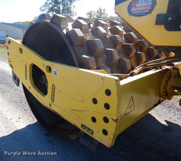 image for item DN6533 2017 Bomag BW211DH-5  single drum vibratory roller