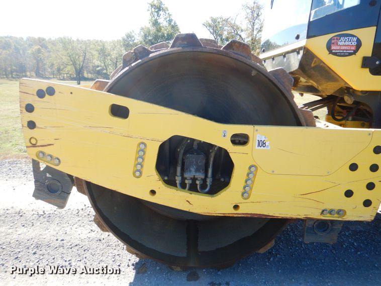 image for item DN6533 2017 Bomag BW211DH-5  single drum vibratory roller