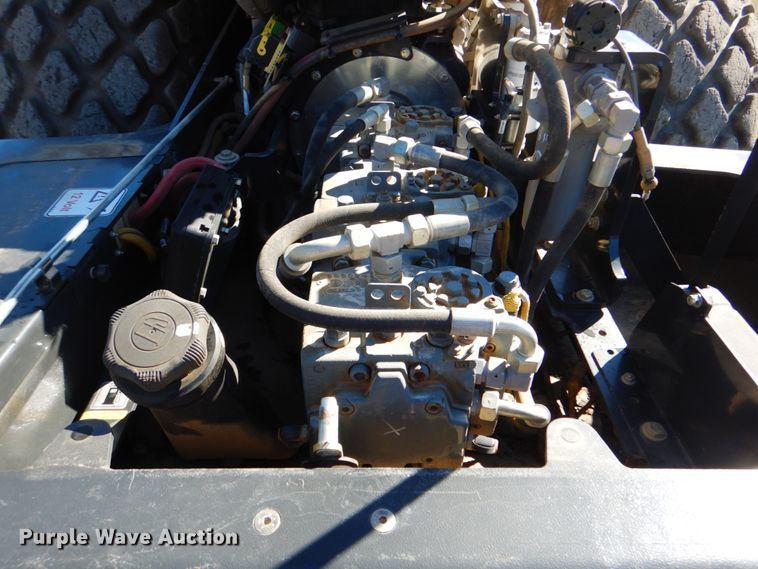 image for item DN6533 2017 Bomag BW211DH-5  single drum vibratory roller