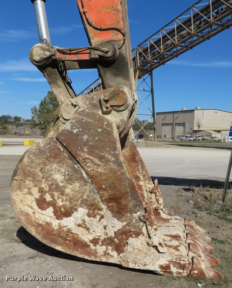 image for item DN7772 2002 Hitachi ZX800  excavator