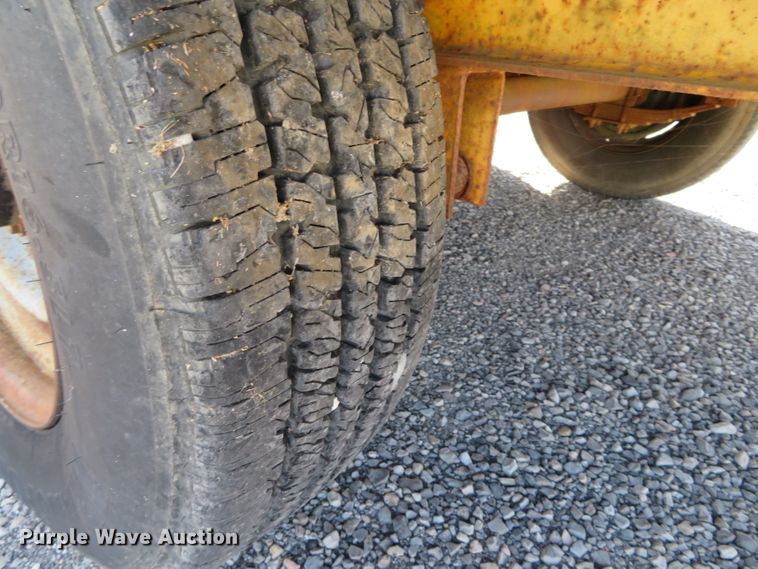 image for item DN7817 1986 Trail King TK12+6  equipment trailer