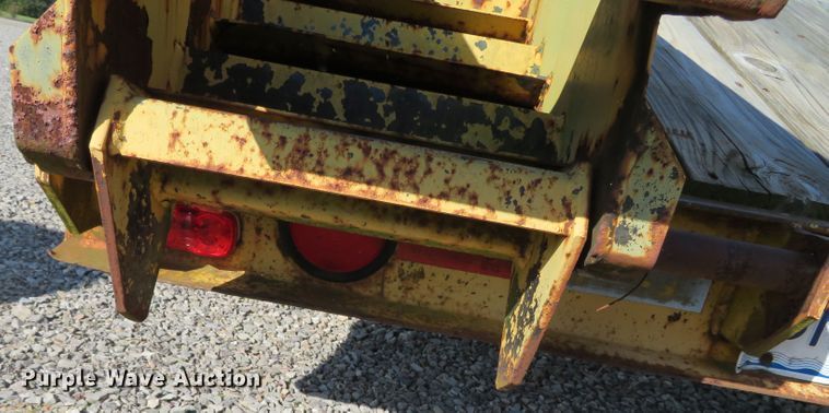 image for item DN7817 1986 Trail King TK12+6  equipment trailer