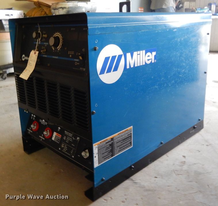 image for item ED9865 Miller Dimension 652  welder