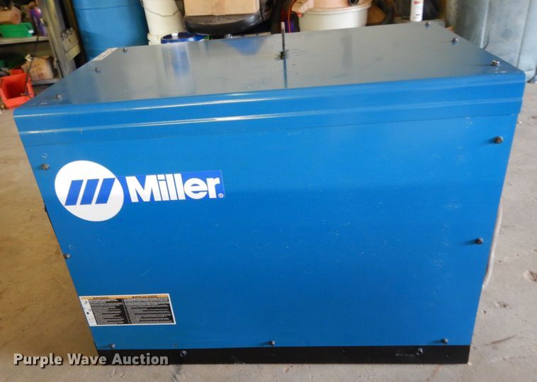 image for item ED9865 Miller Dimension 652  welder