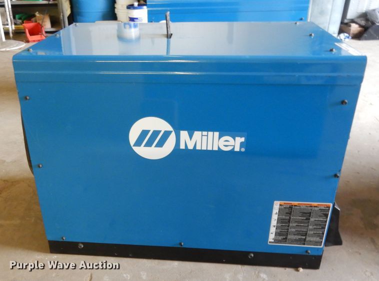 image for item ED9866 Miller Dimension 652  welder