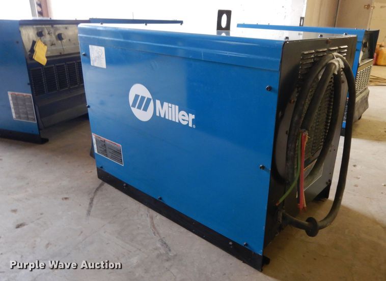 image for item ED9866 Miller Dimension 652  welder