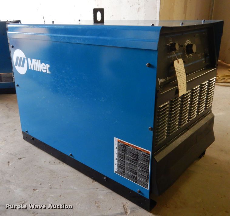 image for item ED9867 Miller Dimension 652  welder