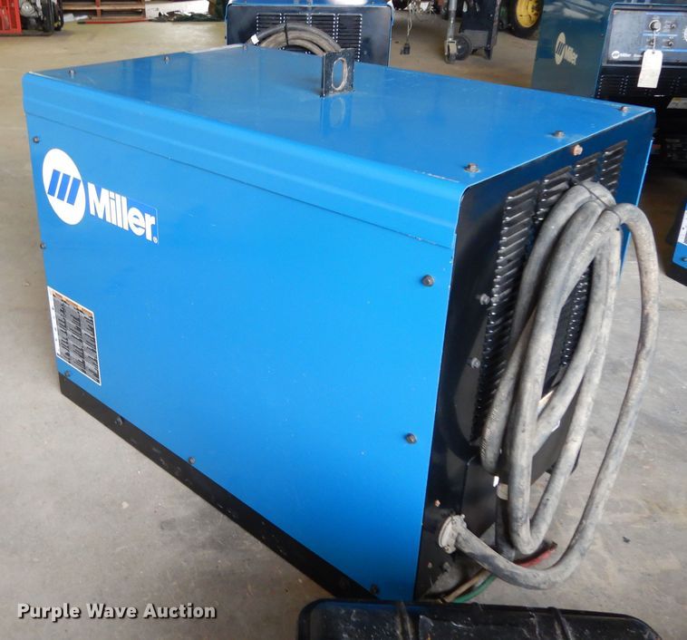 image for item ED9868 Miller Dimension 652  welder