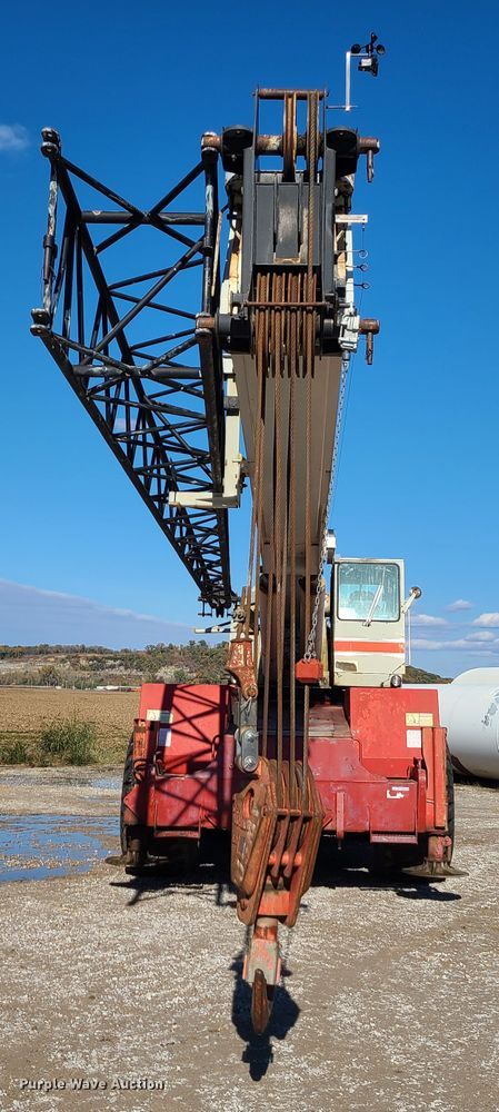 image for item EZ9236 1991 Link Belt HSP-8050  crane