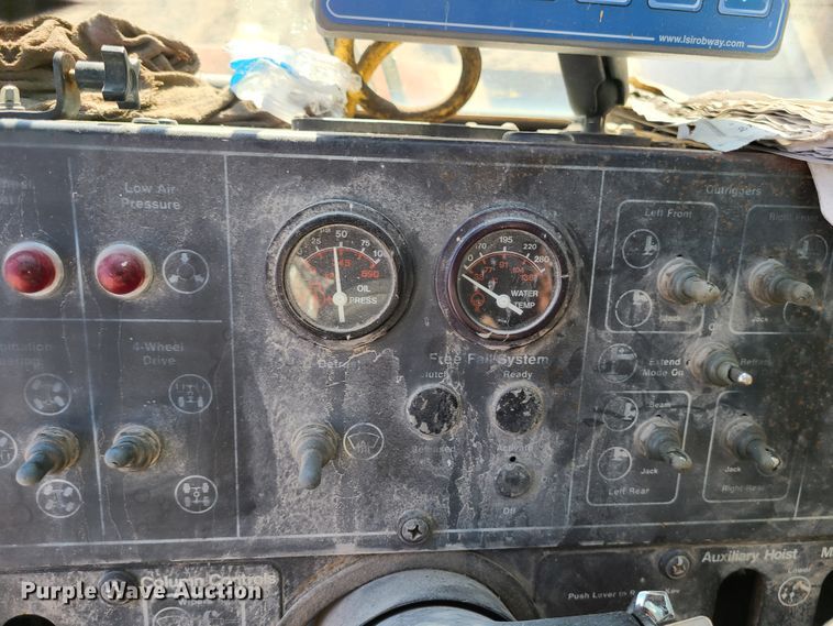 image for item EZ9236 1991 Link Belt HSP-8050  crane