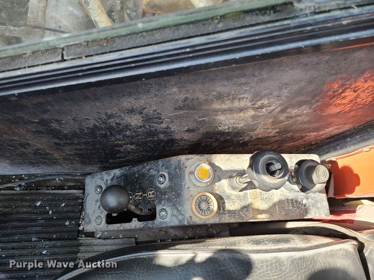 image for item EZ9236 1991 Link Belt HSP-8050  crane