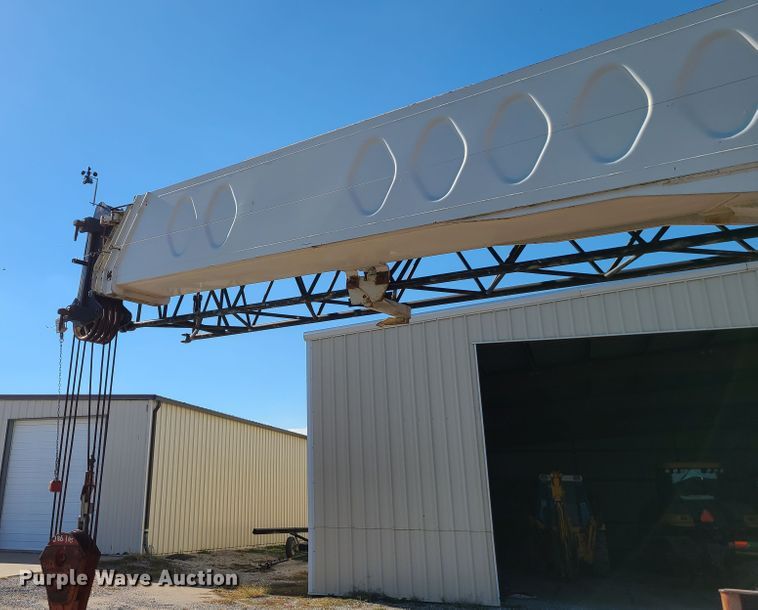 image for item EZ9236 1991 Link Belt HSP-8050  crane