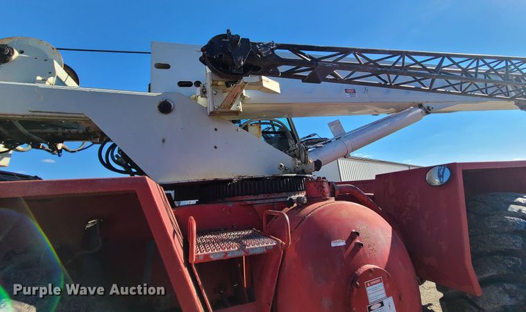 image for item EZ9236 1991 Link Belt HSP-8050  crane