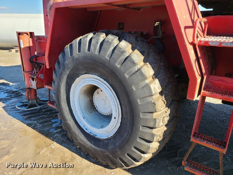 image for item EZ9236 1991 Link Belt HSP-8050  crane