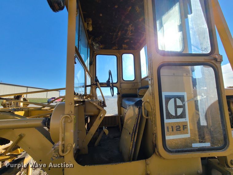 image for item EZ9237 1973 Caterpillar 112F  rigid frame motor grader
