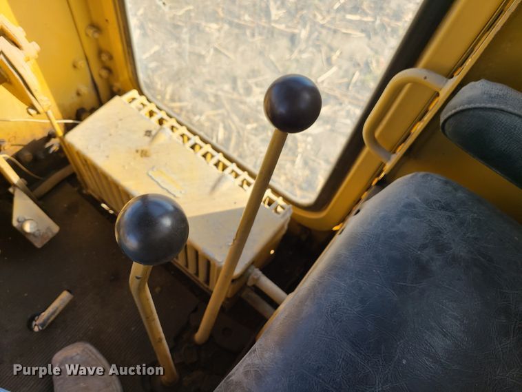 image for item EZ9237 1973 Caterpillar 112F  rigid frame motor grader