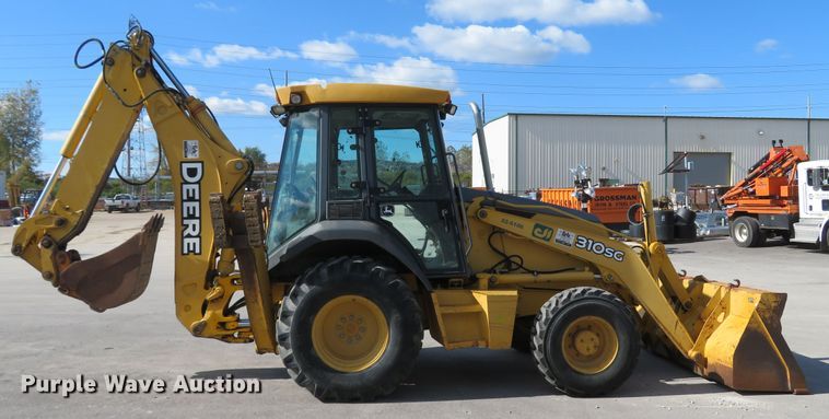 image for item FP9433 2005 John Deere 310SG  backhoe