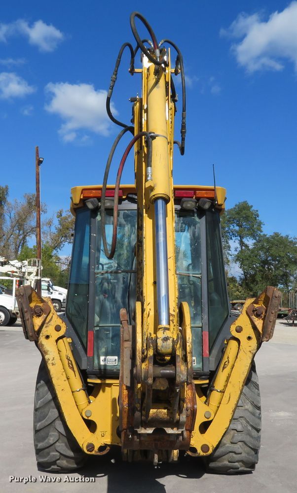 image for item FP9433 2005 John Deere 310SG  backhoe