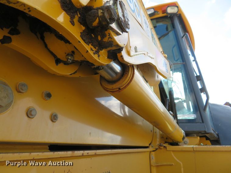 image for item FP9433 2005 John Deere 310SG  backhoe