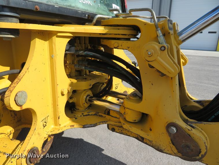 image for item FP9433 2005 John Deere 310SG  backhoe