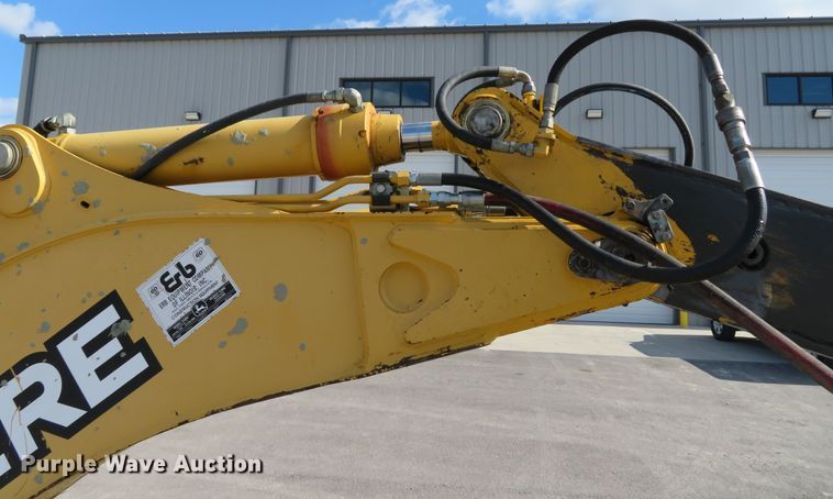 image for item FP9433 2005 John Deere 310SG  backhoe