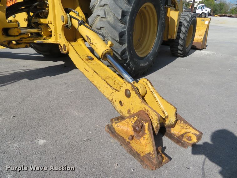 image for item FP9433 2005 John Deere 310SG  backhoe