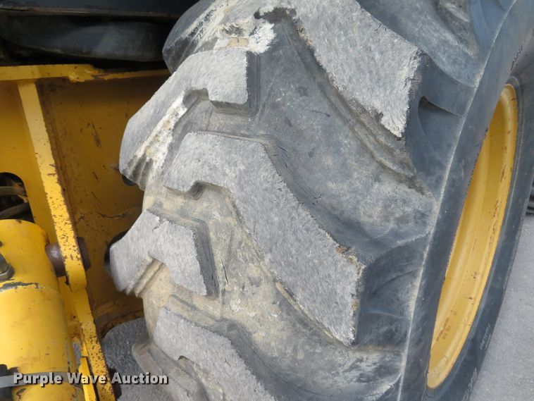 image for item FP9433 2005 John Deere 310SG  backhoe