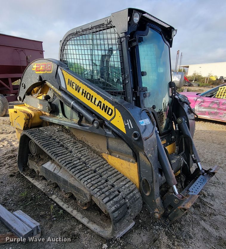 image for item HR9494 New Holland C238  tracked skid steer loader