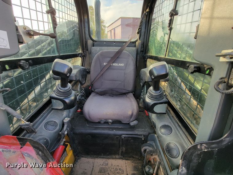 image for item HR9494 New Holland C238  tracked skid steer loader