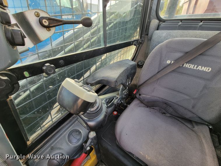 image for item HR9494 New Holland C238  tracked skid steer loader