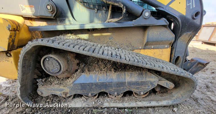 image for item HR9494 New Holland C238  tracked skid steer loader